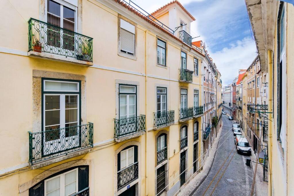 شقة 1Br @ Downtown Lisbon Chiado المظهر الخارجي الصورة